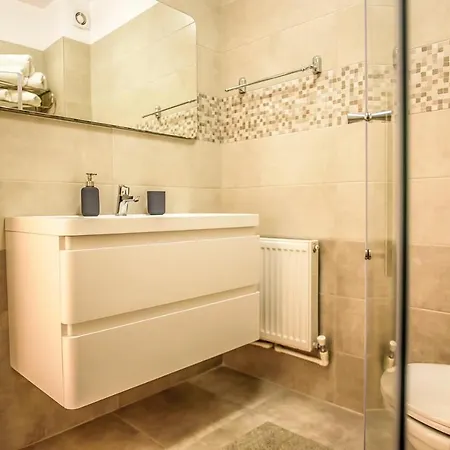 Apartament Ilan *